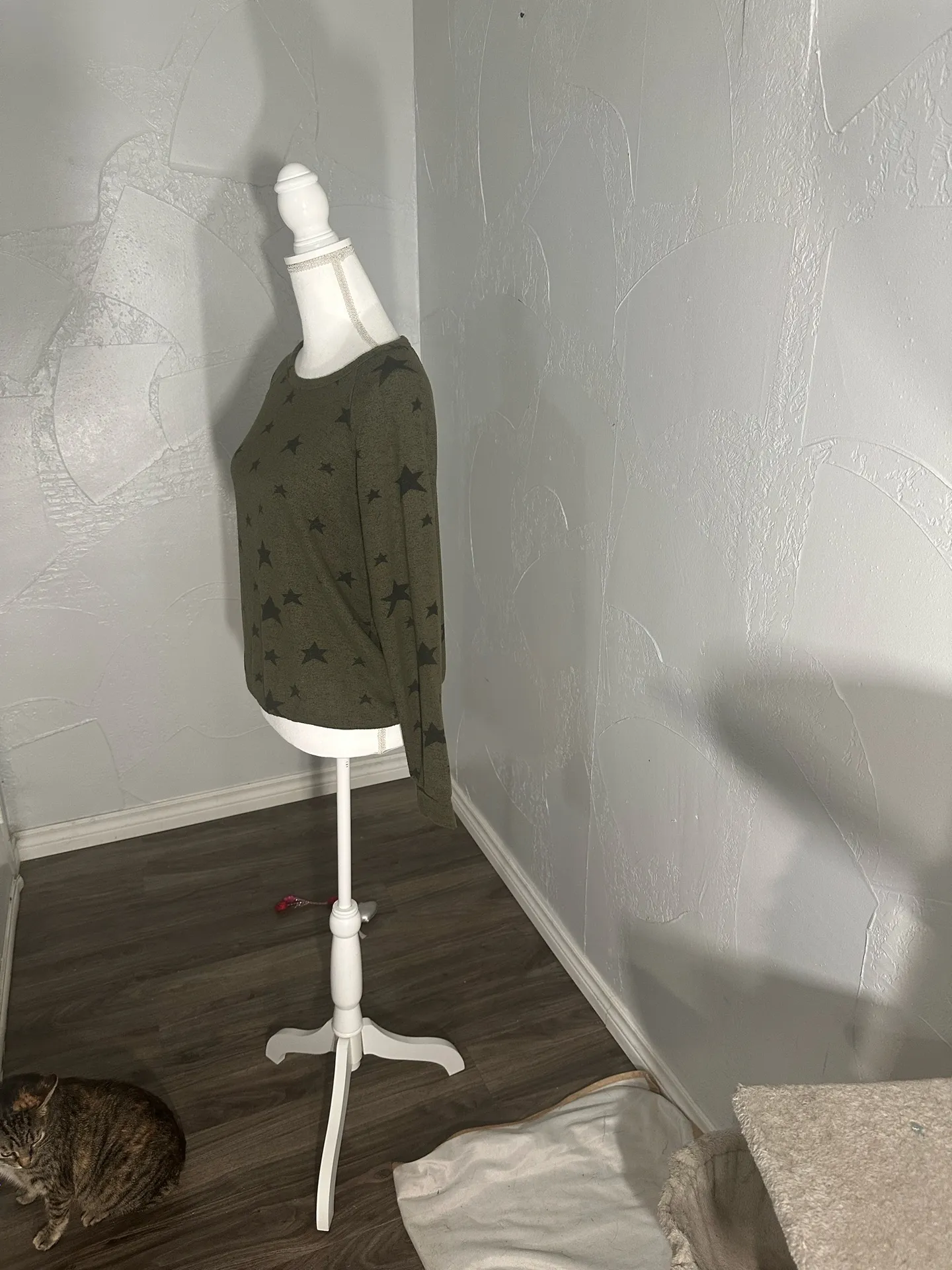  Buffalo David  Bitton Olive stars sweater - Image 4