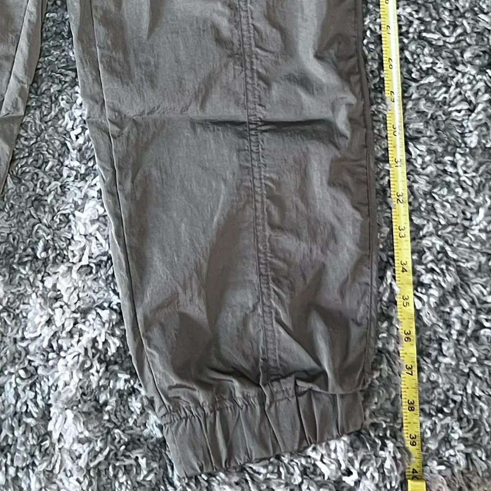 movement High Waisted “THE WAY HOME” sage green joggers size XS BNOWT✌🏽FP fpm✌🏽 - Image 4