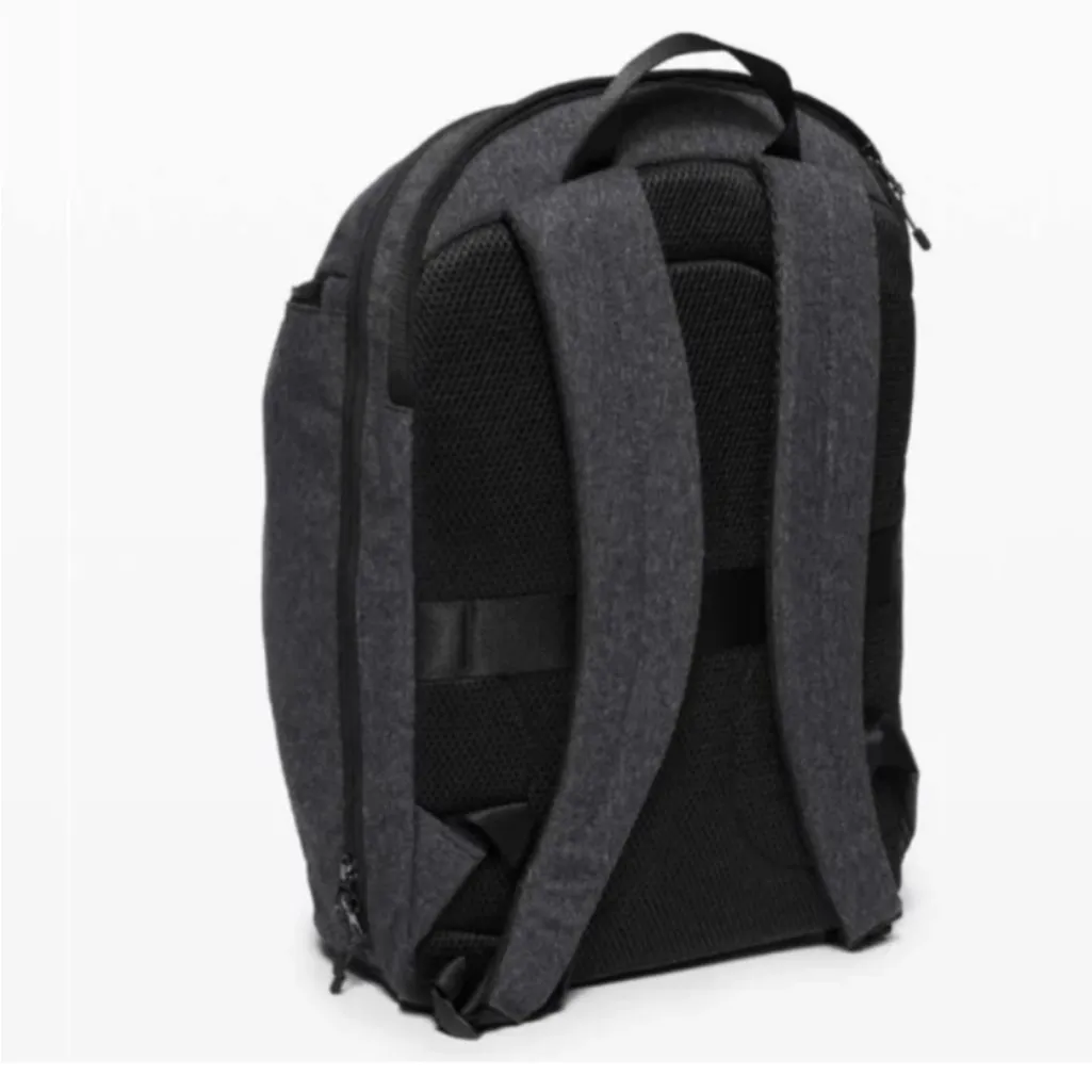 Lululemon Define Backpack - Image 3