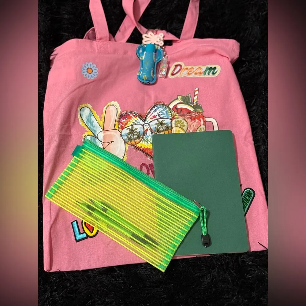 Handmade‎ Peace, love and summer time tote bag - Image 5