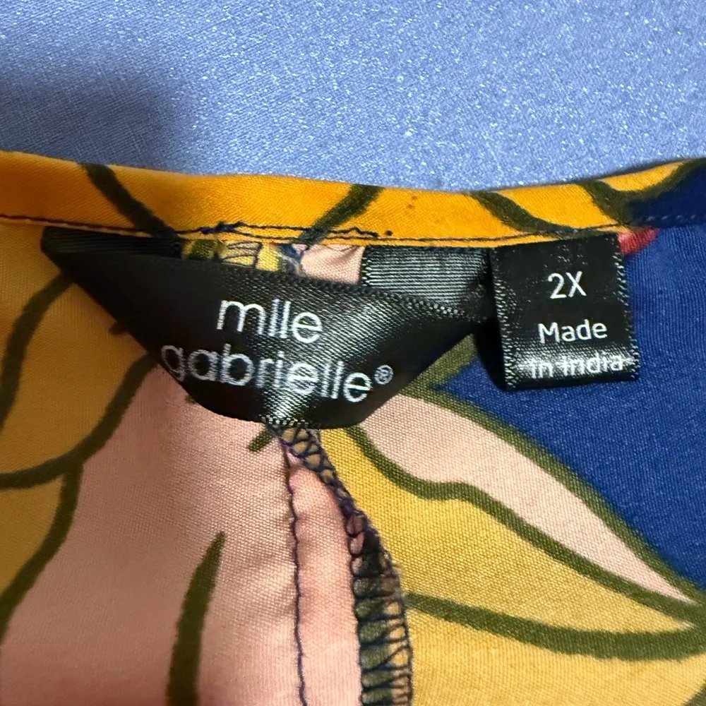 Mlle Gabrielle Floral V-Neck Dress - Multicolor - Image 3