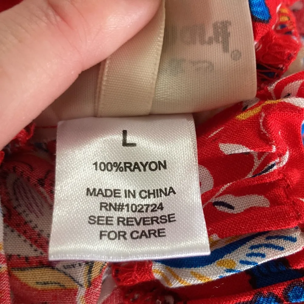 Hester & Orchard| Oversized Red Drawstring Shorts sz Large DEFECT - Image 5