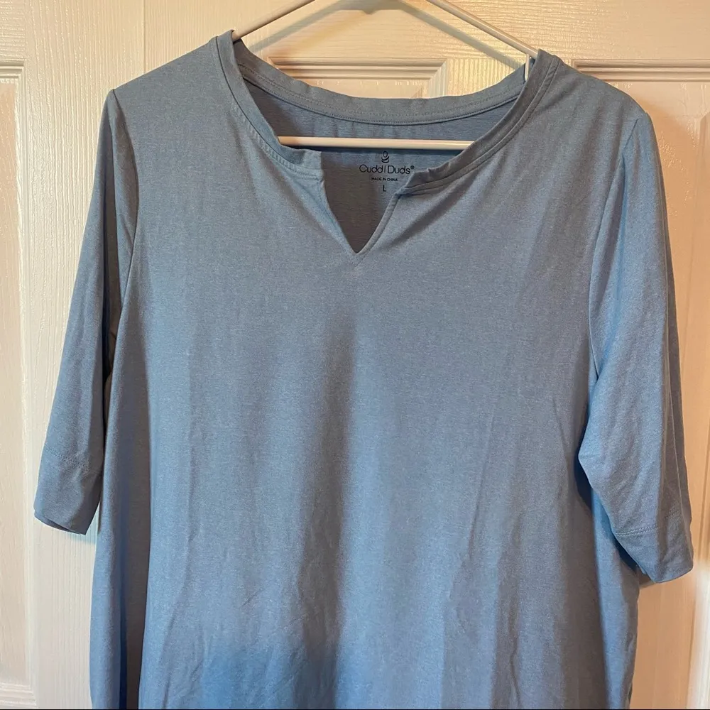 Cuddl Duds blue tee - Image 2