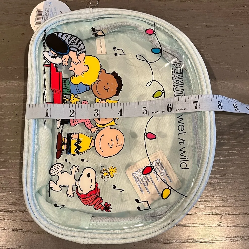 NWT Peanuts X Wet N Wild Makeup Cosmetic Bag - Image 12
