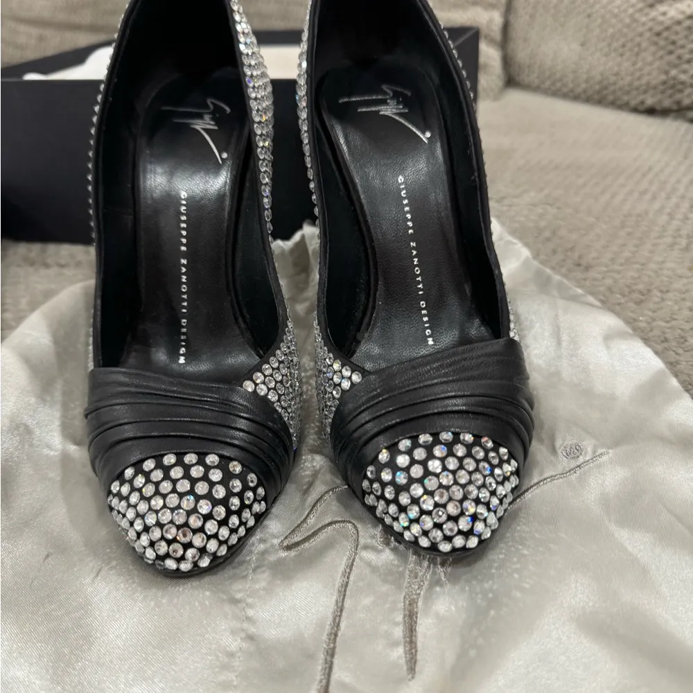 Giuseppe sparkly shoes, size 37 - Image 3