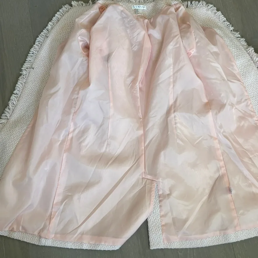 Venus Tweed Jacket Sz 6 Pink Pastel Fringe Soft Girl Preppy Academia‎ Elle Woods - Image 4
