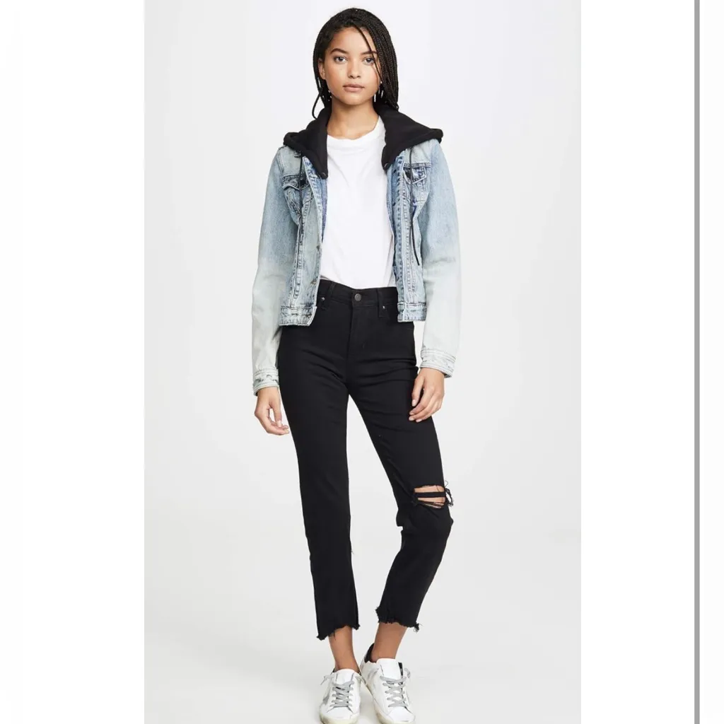 $98 Levi's Women's Premium 724 High Rise Straight Crop Jeans - Size 28 - Black - Image 4