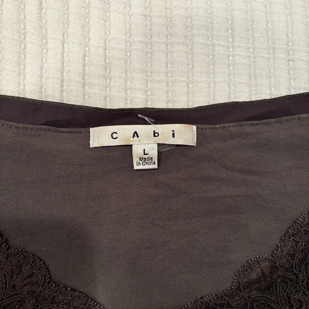 CAbi Euro Chocolate Brown Lace Whimsy Short Sleeve V-neck Lace Trim Top Size L - Image 3