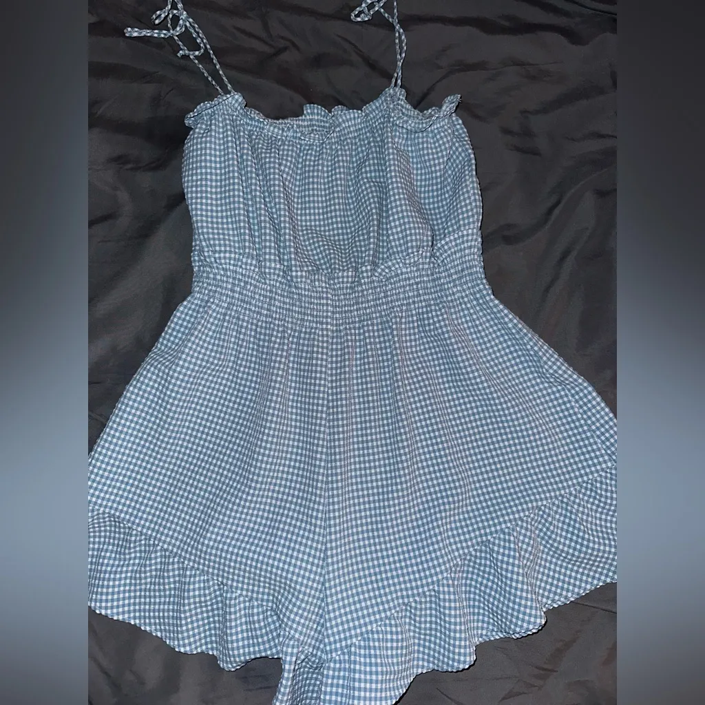 Zara Blue and White Gingham Ruffled Romper Sz. M - Image 4