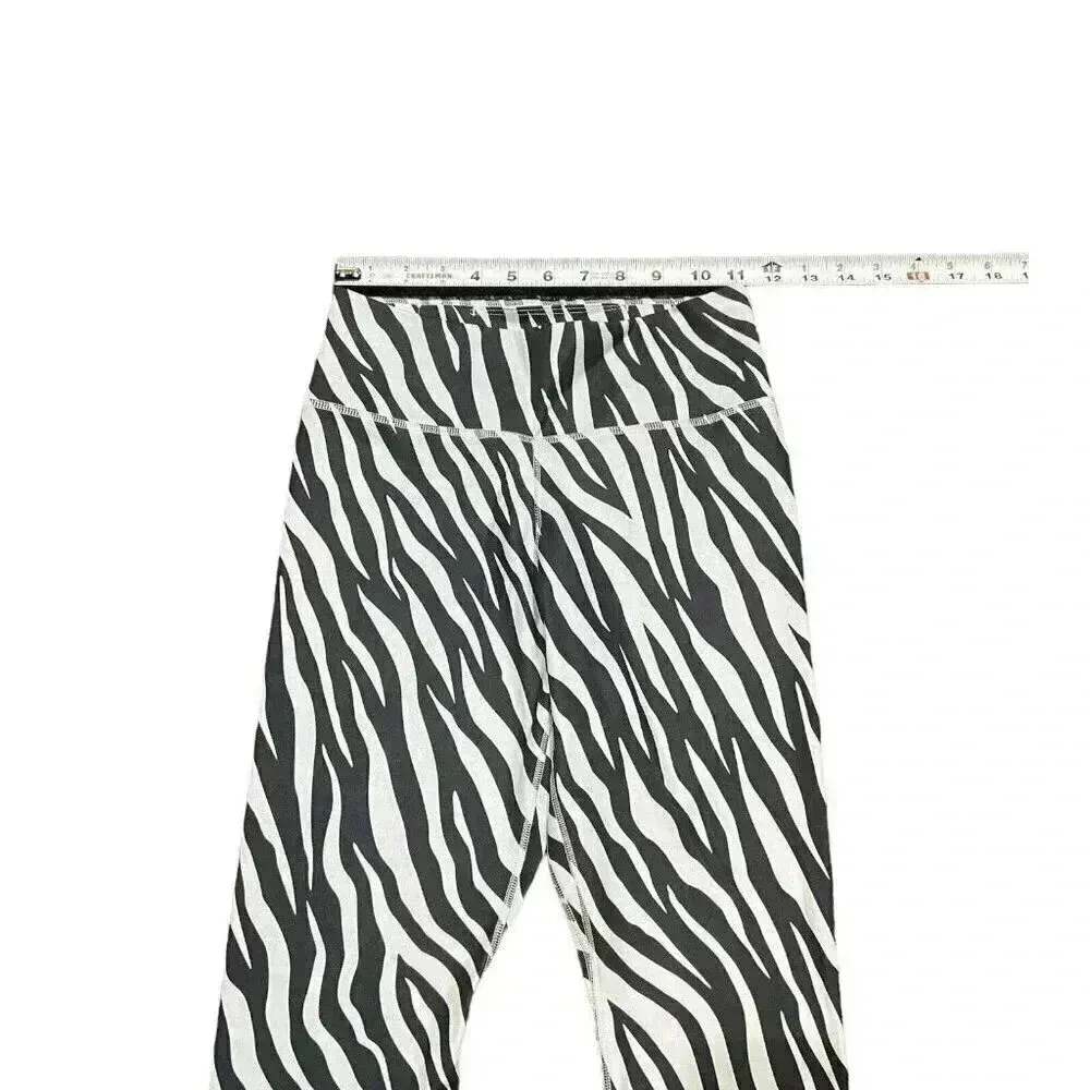 Nike Women's Icon‎ Clash 7/8 Zebra Print Running Gym Workout Leggings Size Small - Image 5
