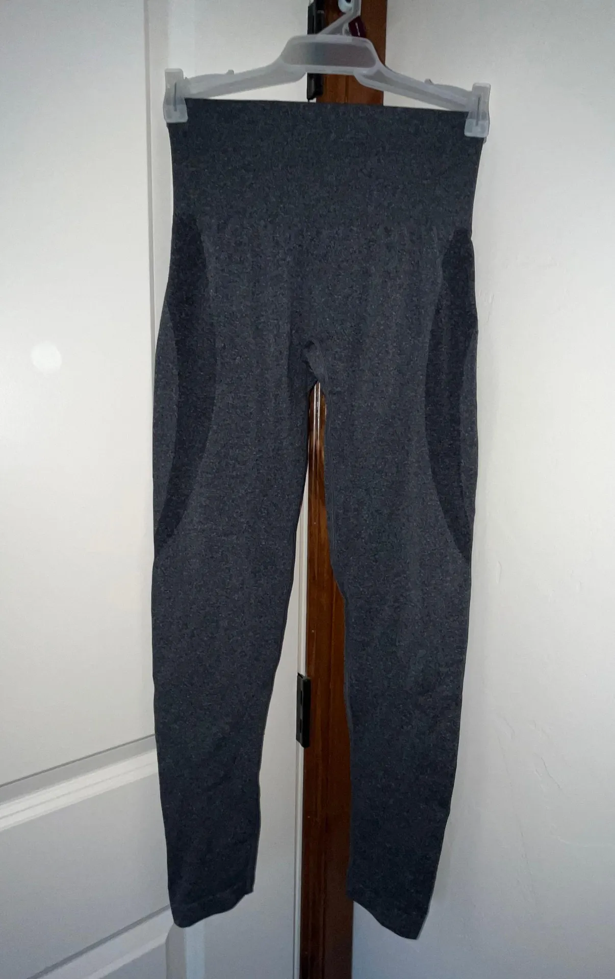 NVGTN Seamless Contour Leggings - Image 3