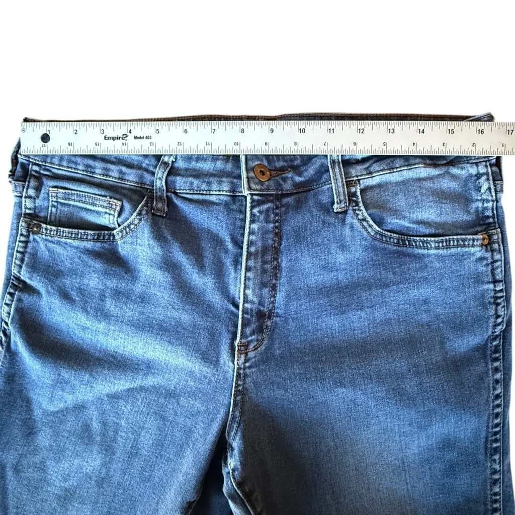 Pilcro Letterpress Mid-Rise Skinny Jeans with Hem Slit Women’s Size 33 Tall - Image 13