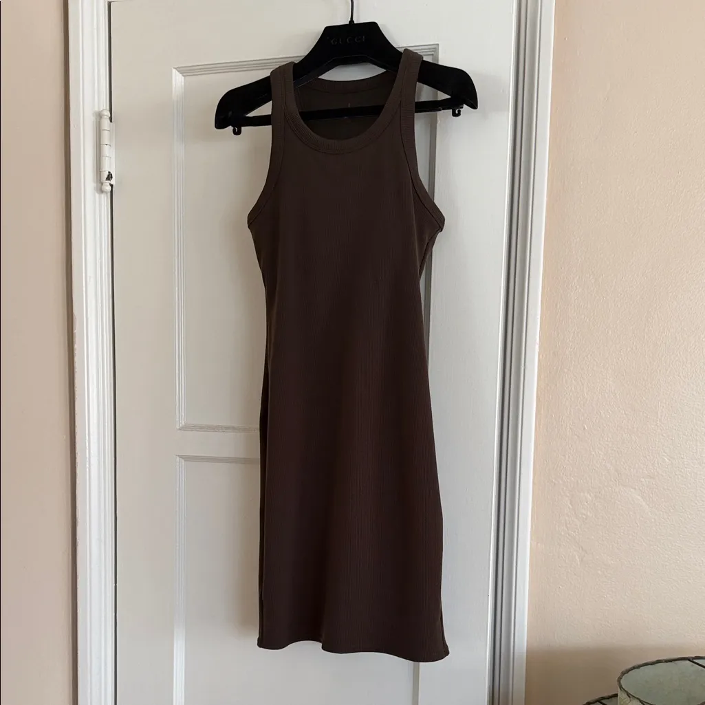 Alo Yoga Ribbed Mini Dress Espresso - Image 2
