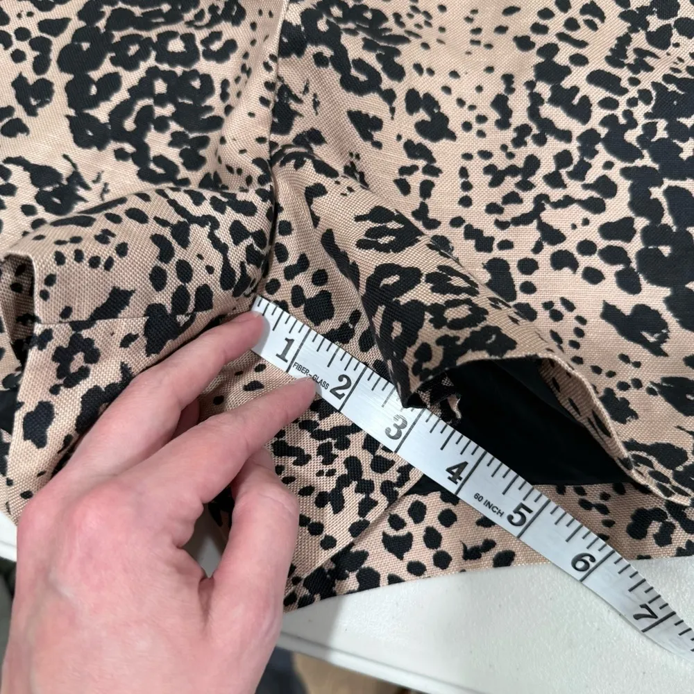 J. Crew Women's High Waist Leopard Print Trouser Shorts Size 4 EUC - Image 7