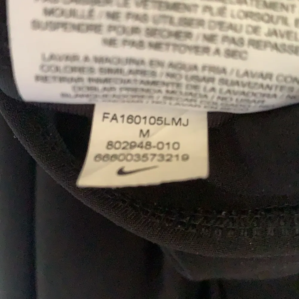 Nike Dri-Fit Capri Leggings M - Image 7