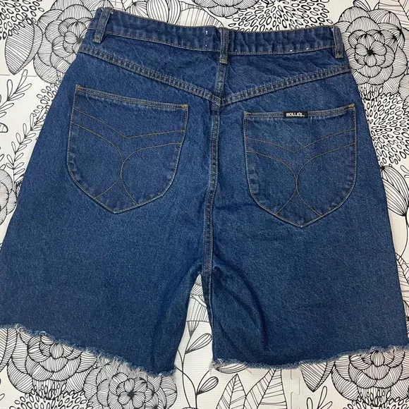 NWOT Rollas Classic Straight HR Regular Fit Short - Image 2