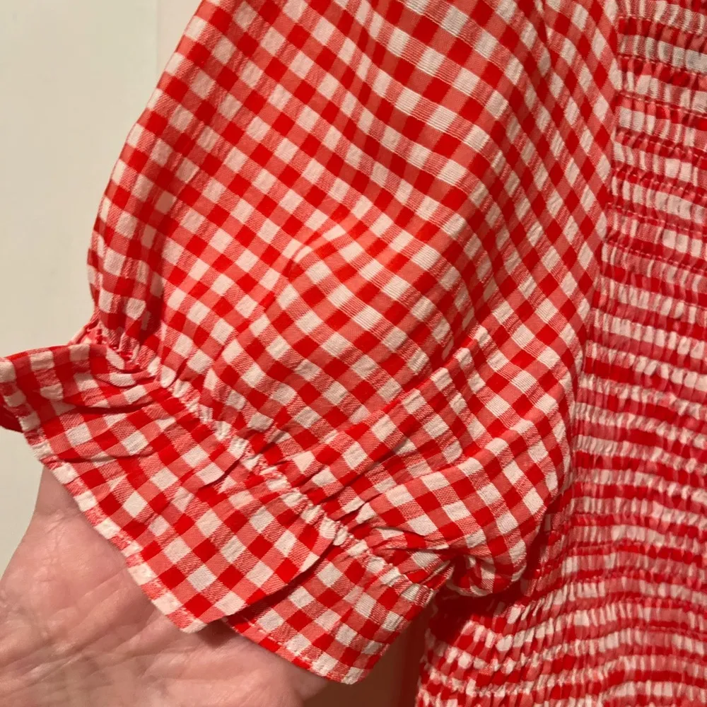 Red & white gingham top. NWOT. Magnolia Boutique. Med. Smocked. Drawstring front - Image 4