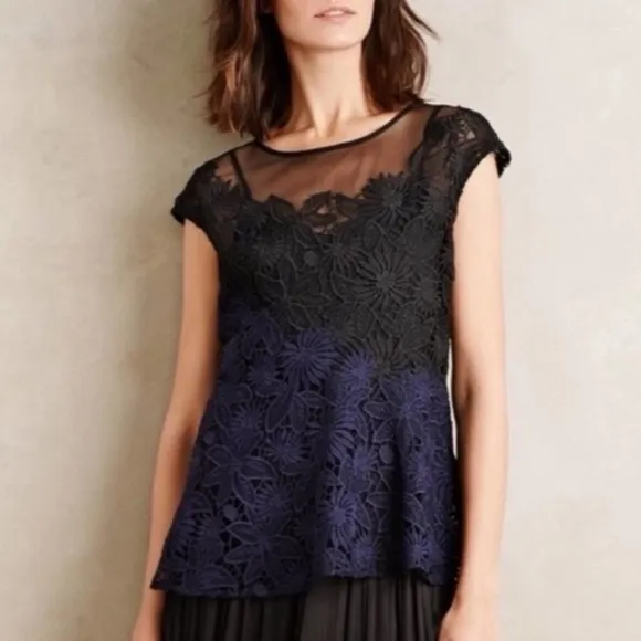 Deletta Anthropologie Garden Guise Black and Navy Lace Top Size Small - Image 3