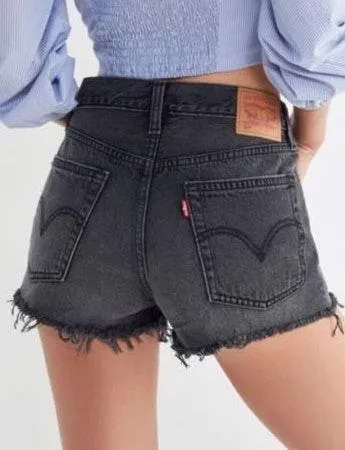 Levi’s 501 Black Shorts Size 25 - Image 2