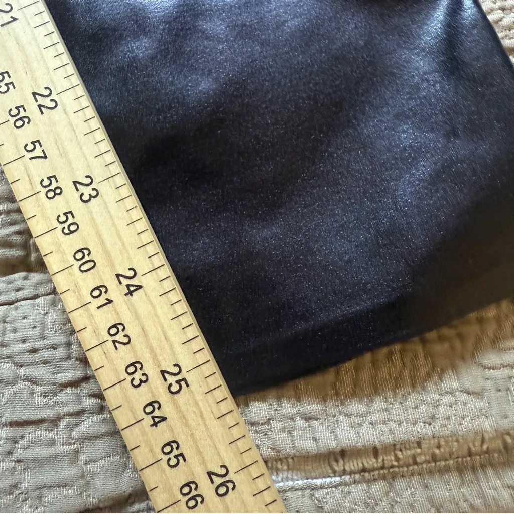 NWT SPANX Every Wear Active Gloss Pocket Leggings Large Shape wear - Image 7