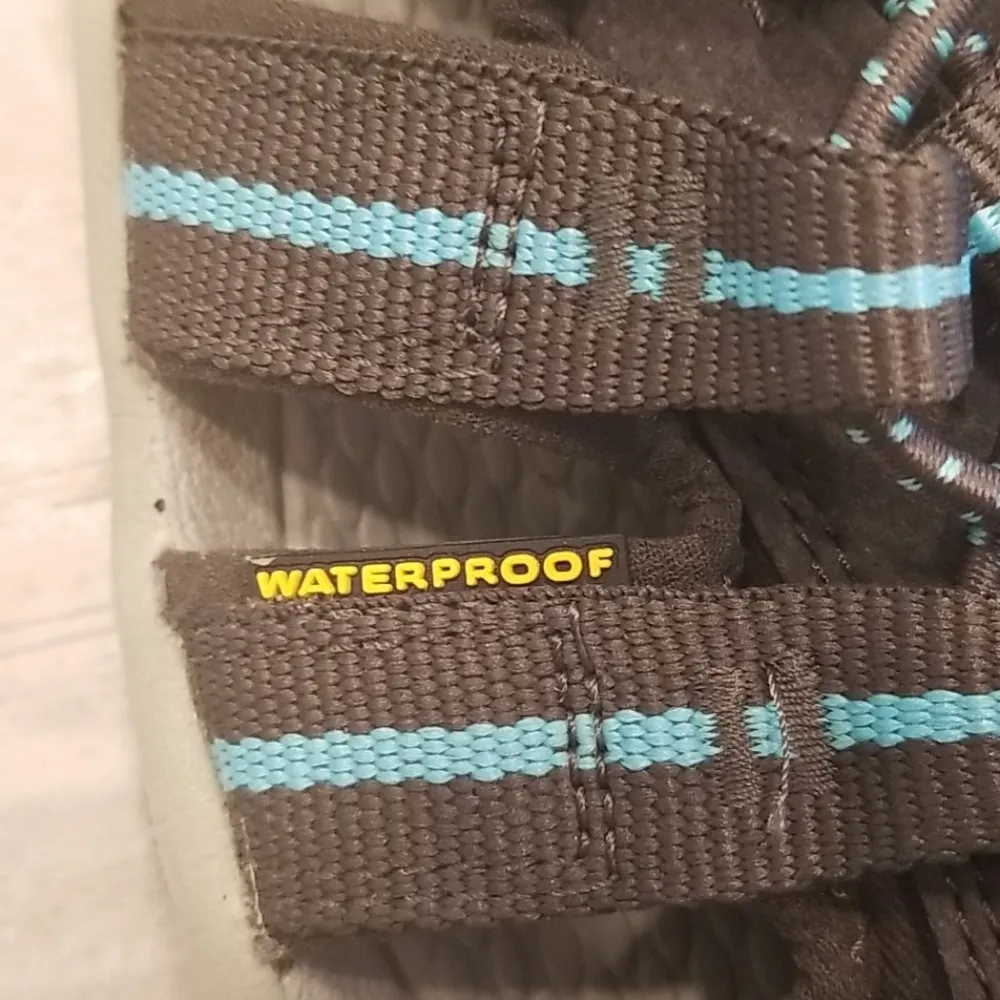 💕KEEN💕 Newport H2 Closed Toe Water Shoe 8.5 - Image 4