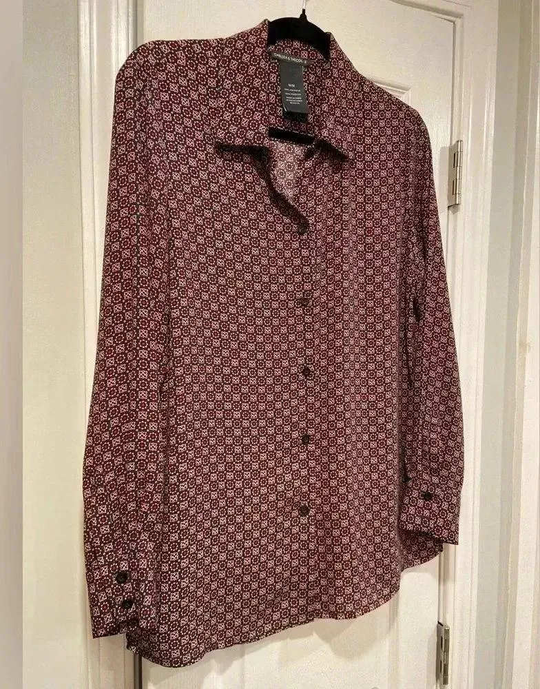 Chelsea & Theodore Red Gray Floral Long Sleeve Button Down Tunic Blouse Size M Size M - Image 7