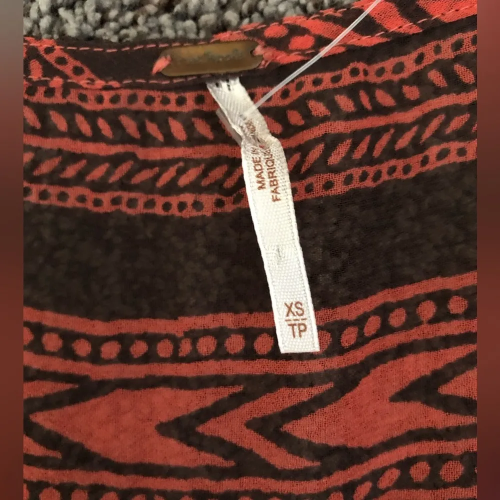 Free People XS long sleeve printed blouse beaded and sequin accents - Image 9