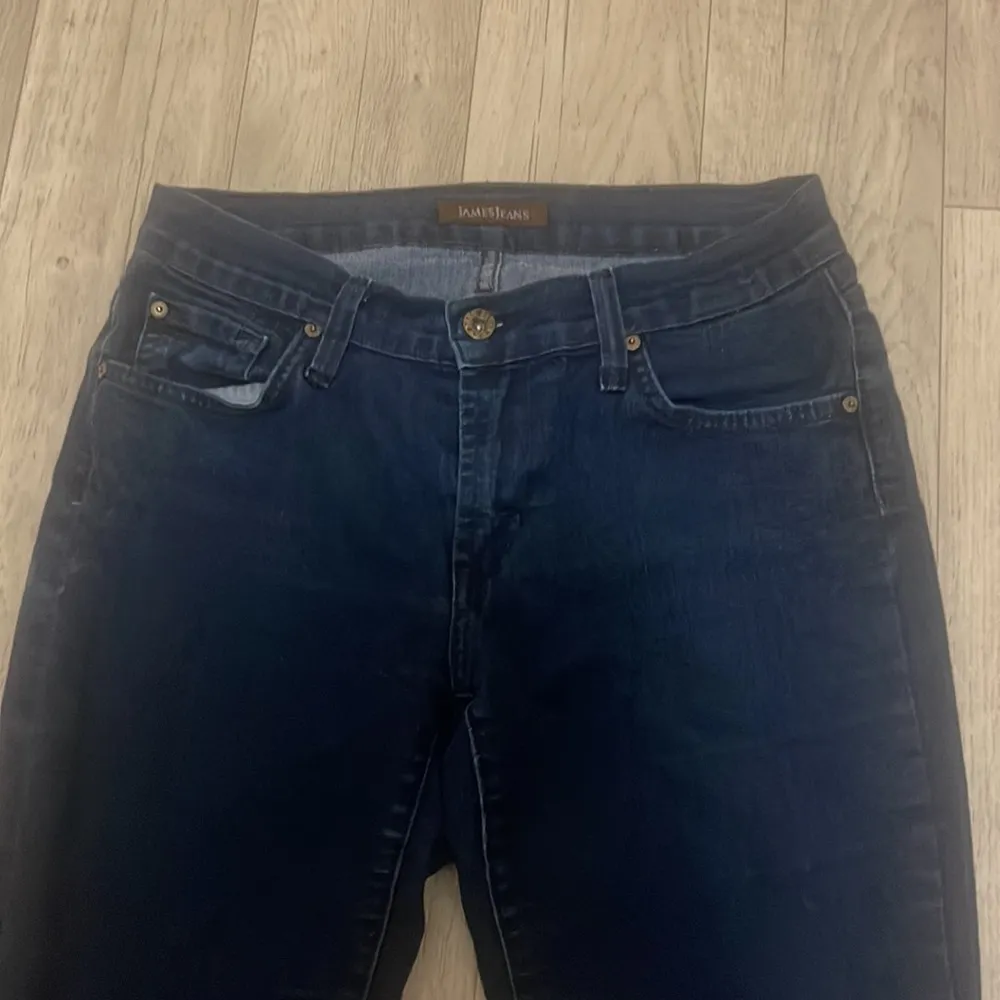 James jeans twiggy skinny jeans size 28 dark wash denim - Image 3