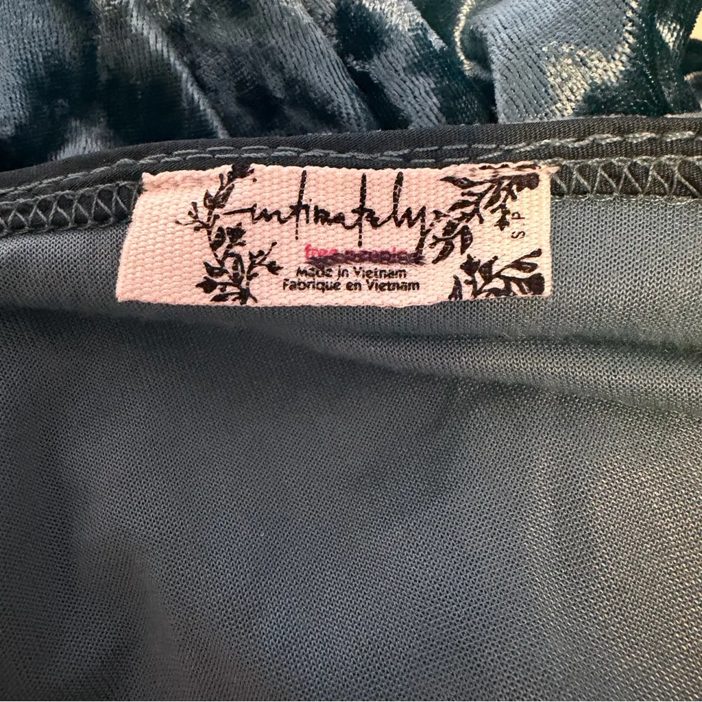 Free People Don't You Wish Bodysuit crushed velvet teal size Small NWOT - Image 7