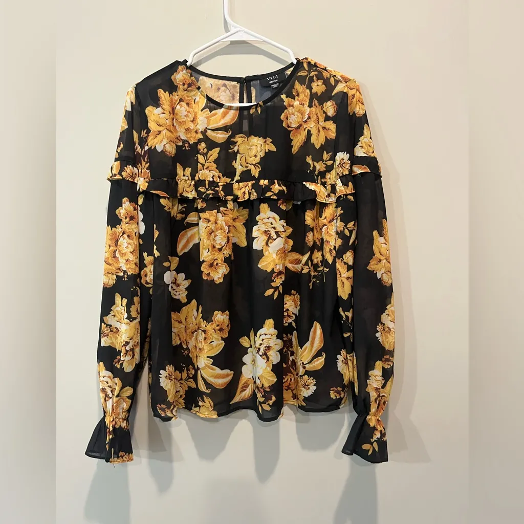 Vici Black Floral Long Sleeve Top Size Medium - Image 2