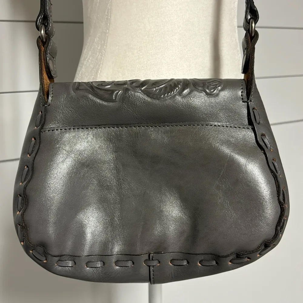 Patricia Nash Rose Tooled Collection Micaela Safflower Blue Leather Purse - Image 4