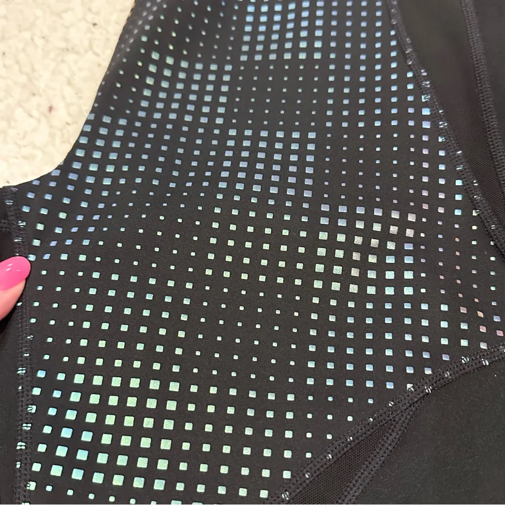 athleta aurora precision reflective leggings size medium - Image 2