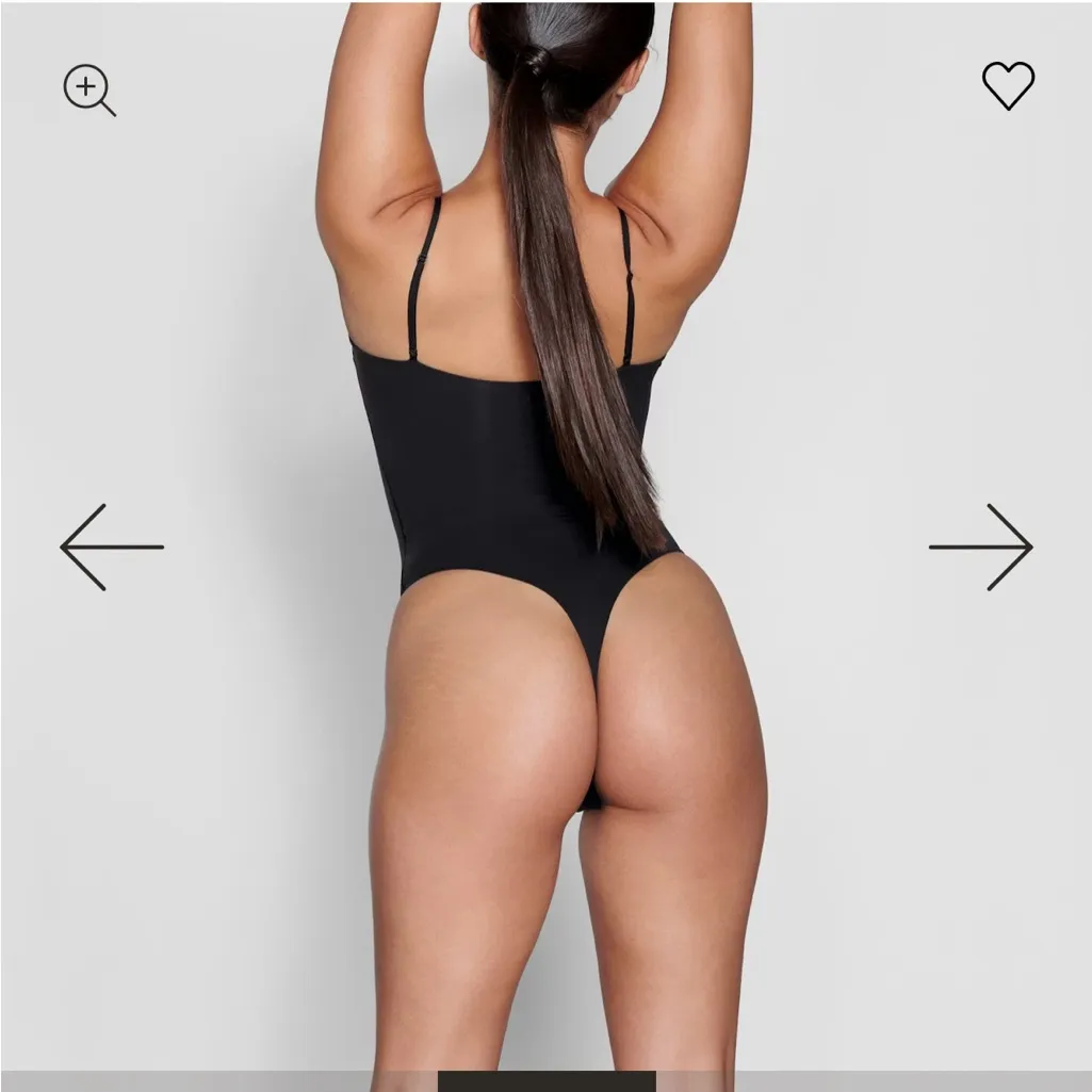 Classic Black Women's Swimsuit - Image 3