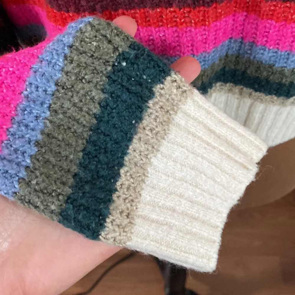 American Eagle plush knit ribbed striped cropped sweater size XS - Image 100