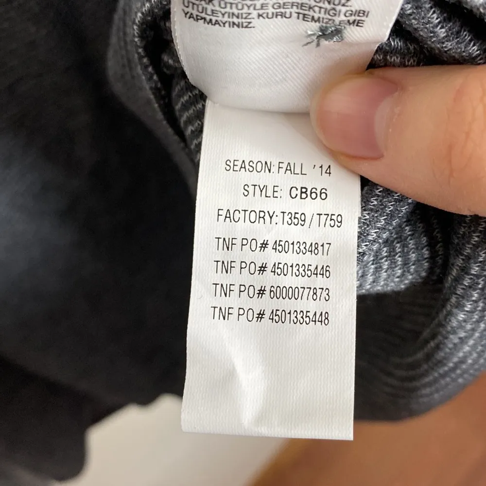 The North Face hooded thermal waffle knit Henley long sleeve top size M - Image 11