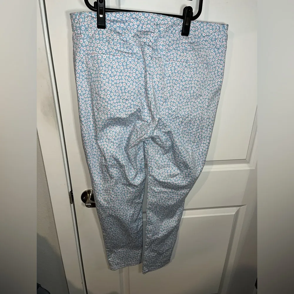 Charter Club Women's All OverPrinted Skinny Ankle Jeans BabyBlue Flowers Size 12 - Image 4