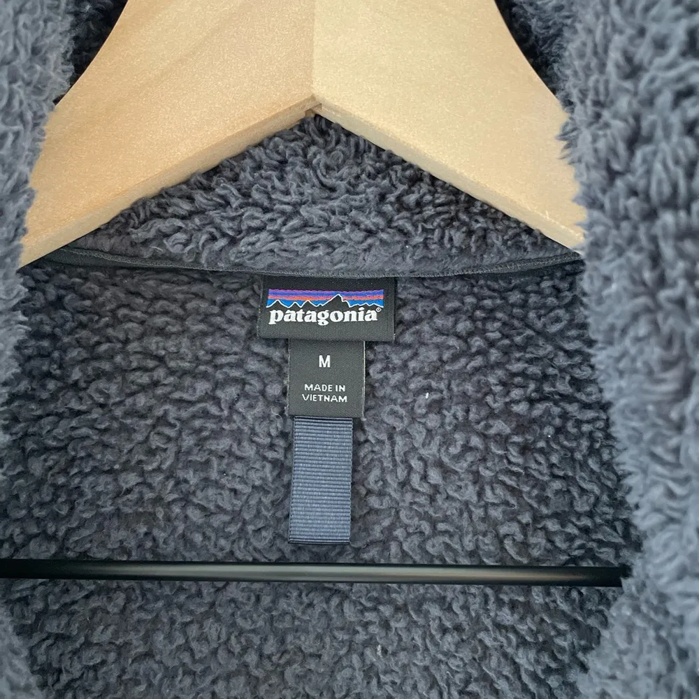 PATAGONIA Women's Los Gatos 1/4-Zip Fleece Pullover in Smolder Blue Size M - Image 4