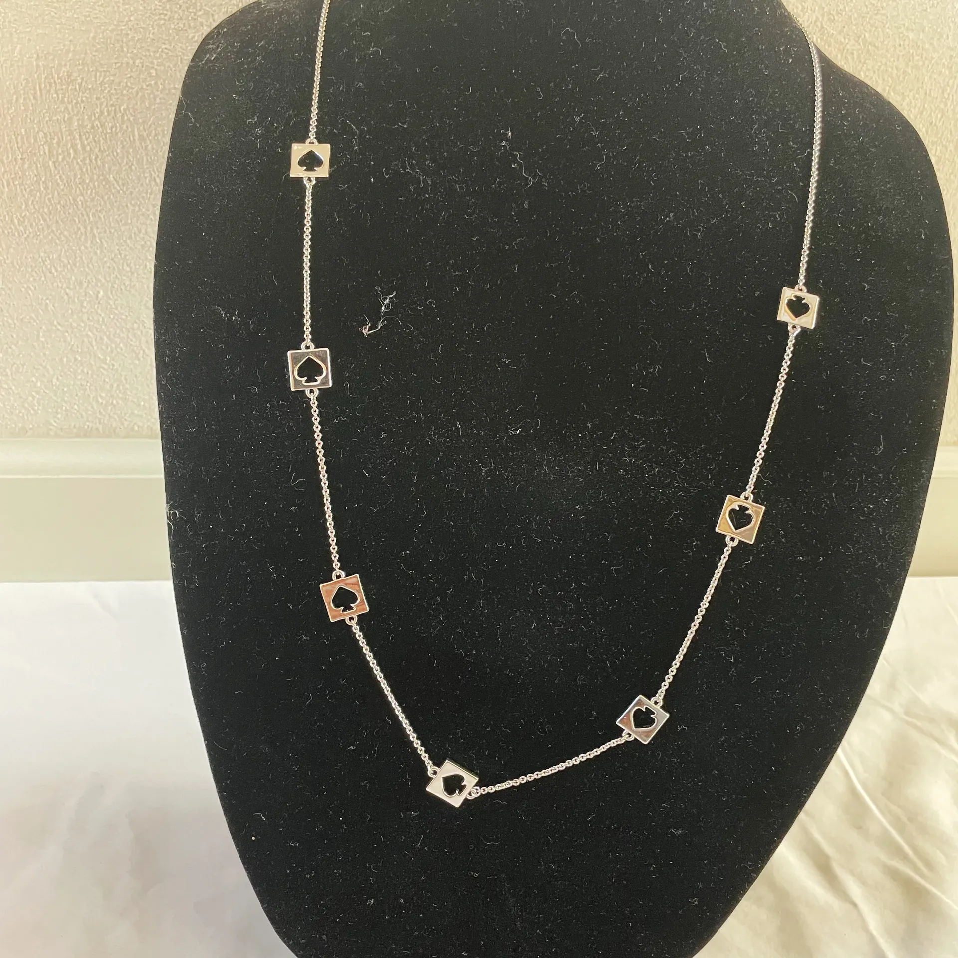 Hole Punch Station Necklace Silver - Image 3