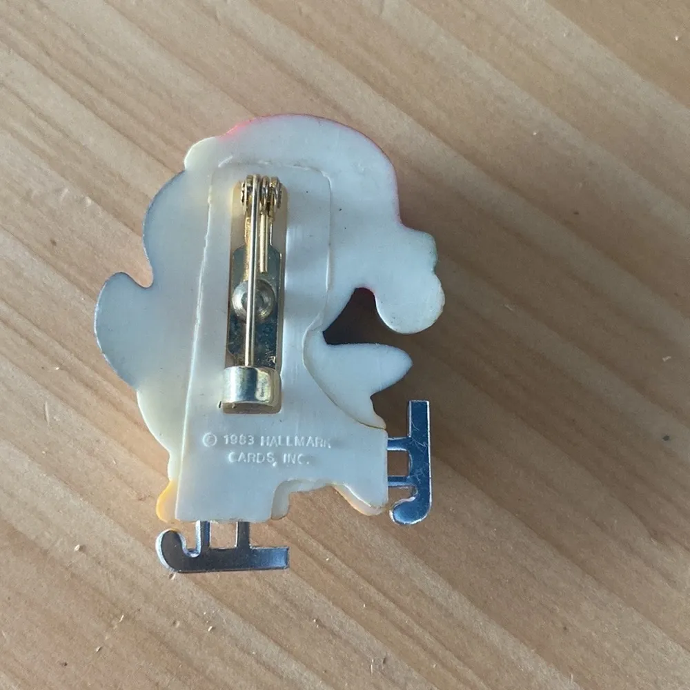 Vintage Christmas Pins set of 4 Penguin, Santa Tree and‎ rocking horse - Image 8