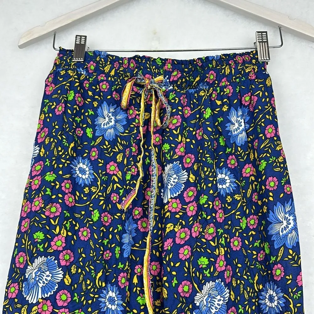 NWT Aly Daly Naxi Skirt Floral Print Navy background, pink/Yellow flower Sz S - Image 5