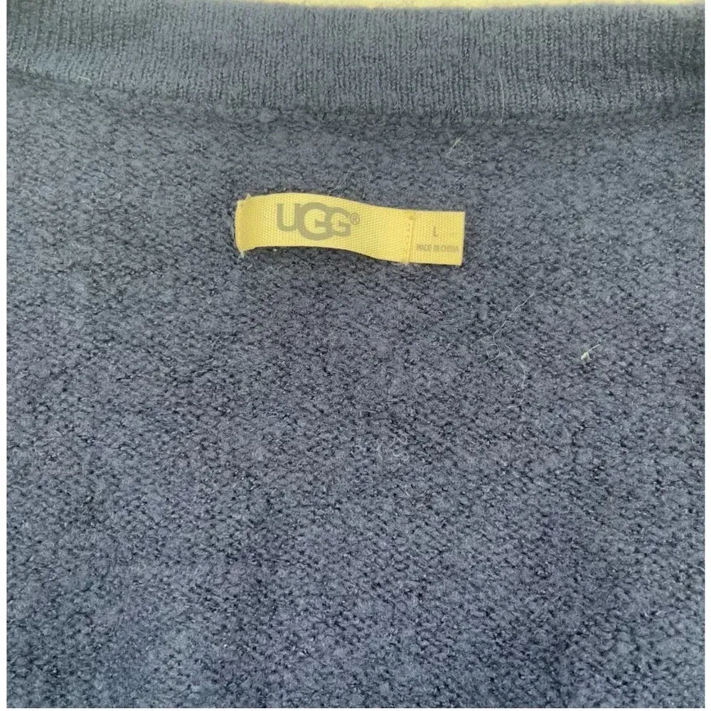 Ugg Blue Acrylic Blend Wrap‎ Button Long Sleeve Sweater Size Large - Image 5