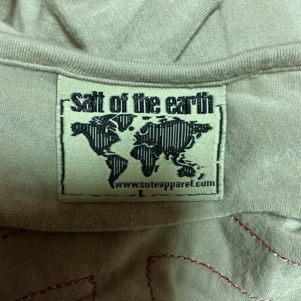 Salt of the earth birds n peace sign unique t shirt Size L - Image 2