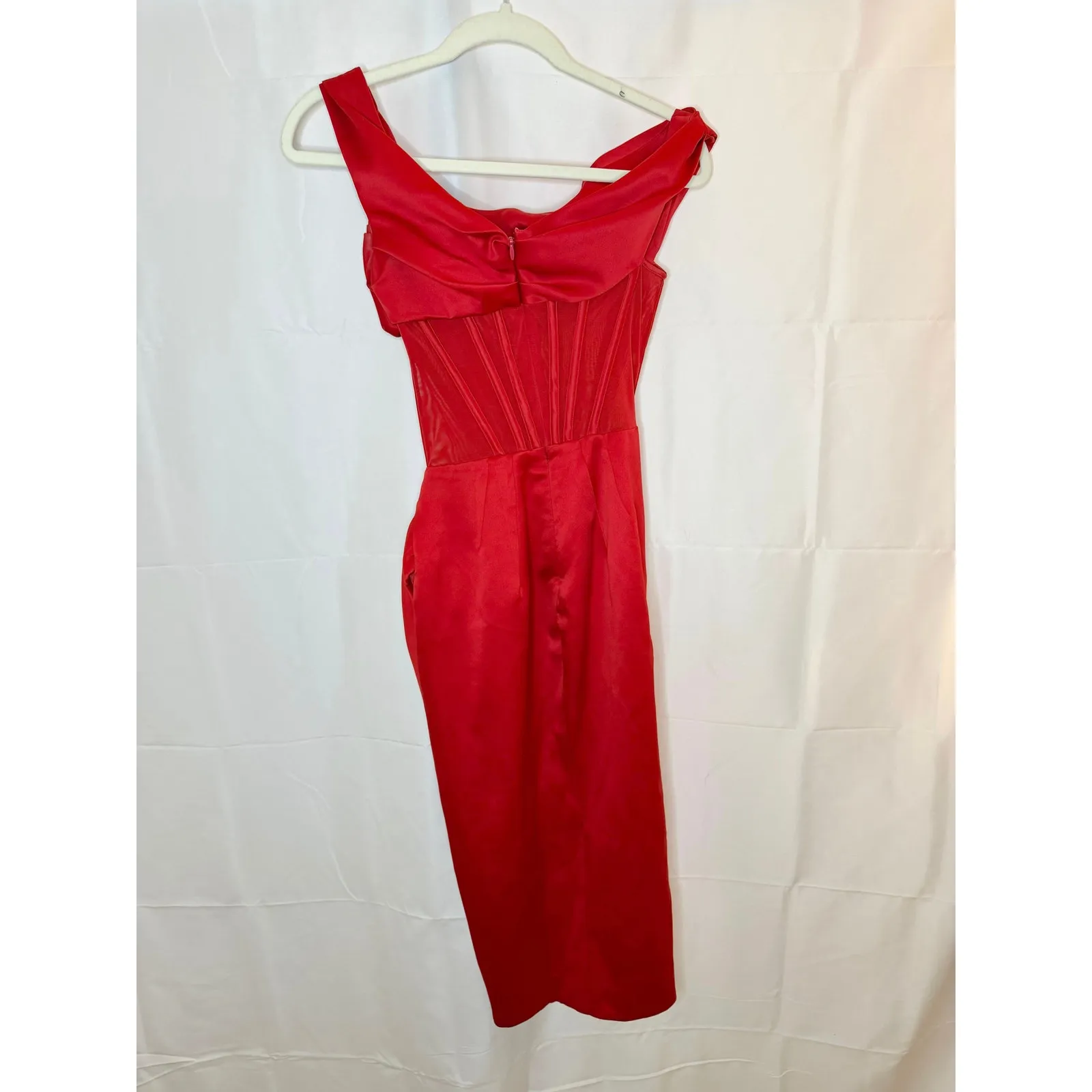 House of CB Lulu Corset One-Shoulder Satin Midi Dress sz. XS - Image 4