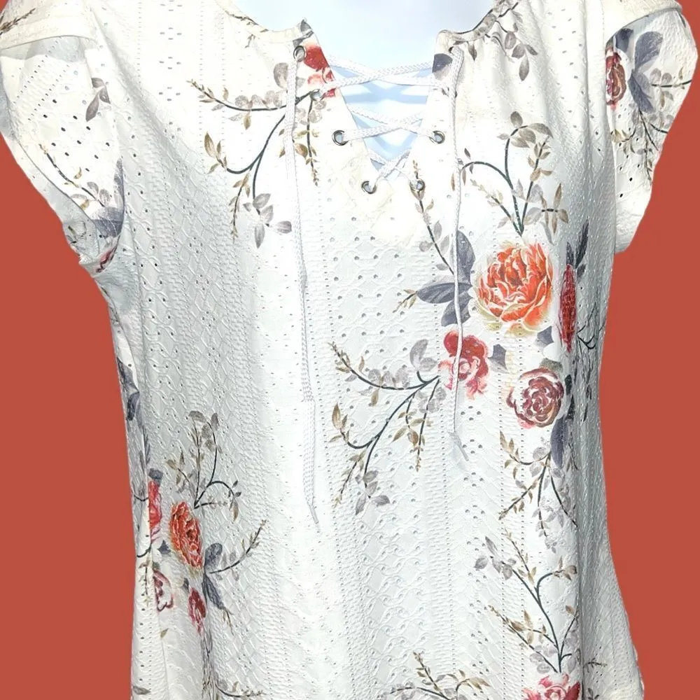Cute white top with orange flower design! Lace up front! Size L - Image 2