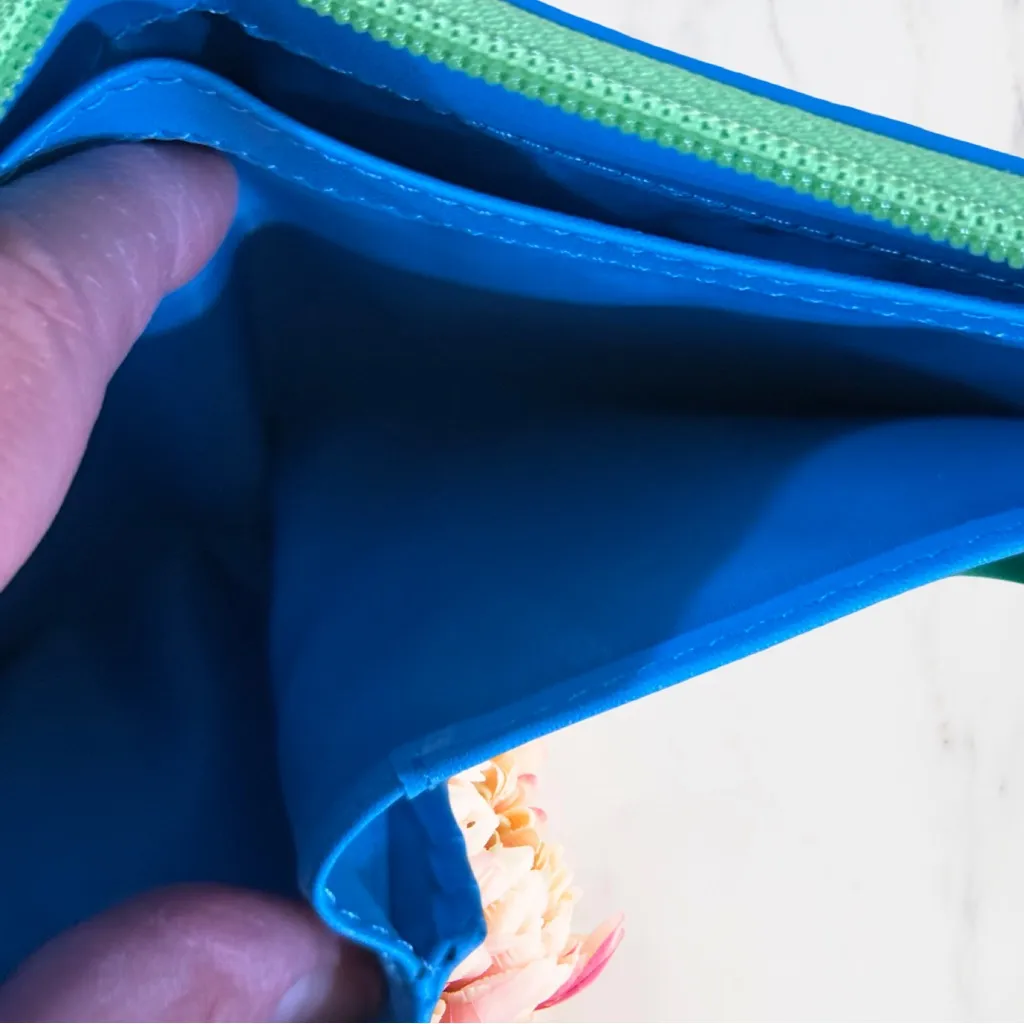 Baekgaard Ultimate Travel Crossbody Wallet Green - Image 11