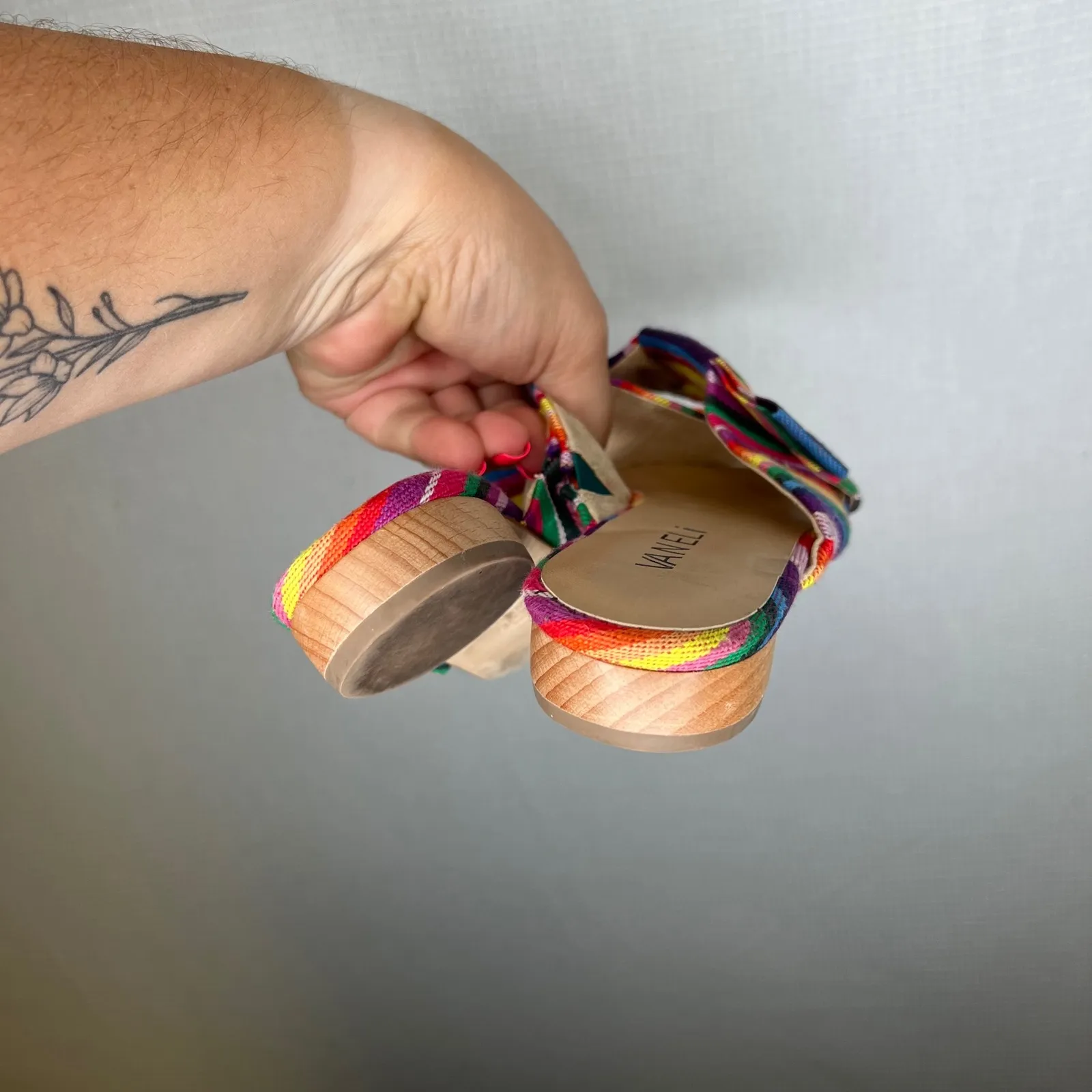 Van Eli Multicolor Stripe Fabric Sandals Slides Women's Size‎ 6M Size 6 - Image 6