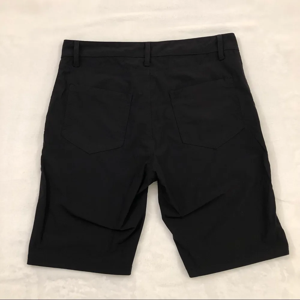 Resorts World Las Vegas Casino Black Casual Essential Work Shorts Mens 33 / 4. - Image 5
