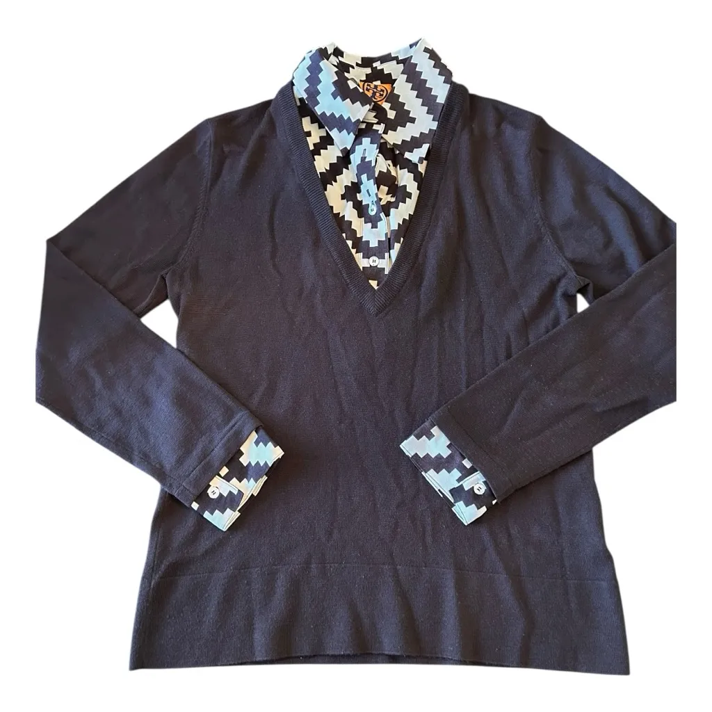 Tory Burch Women's Brown and White collared vneck sweater Size Large - Image 8