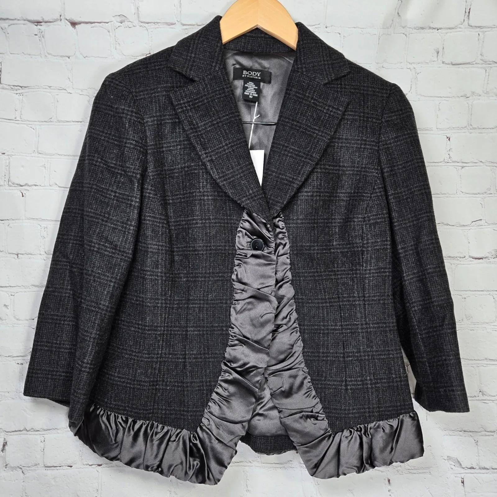 Body by Victoria Plaid Wool Blend Blazer Skirt Suit Set Size 10 Gray - Image 2