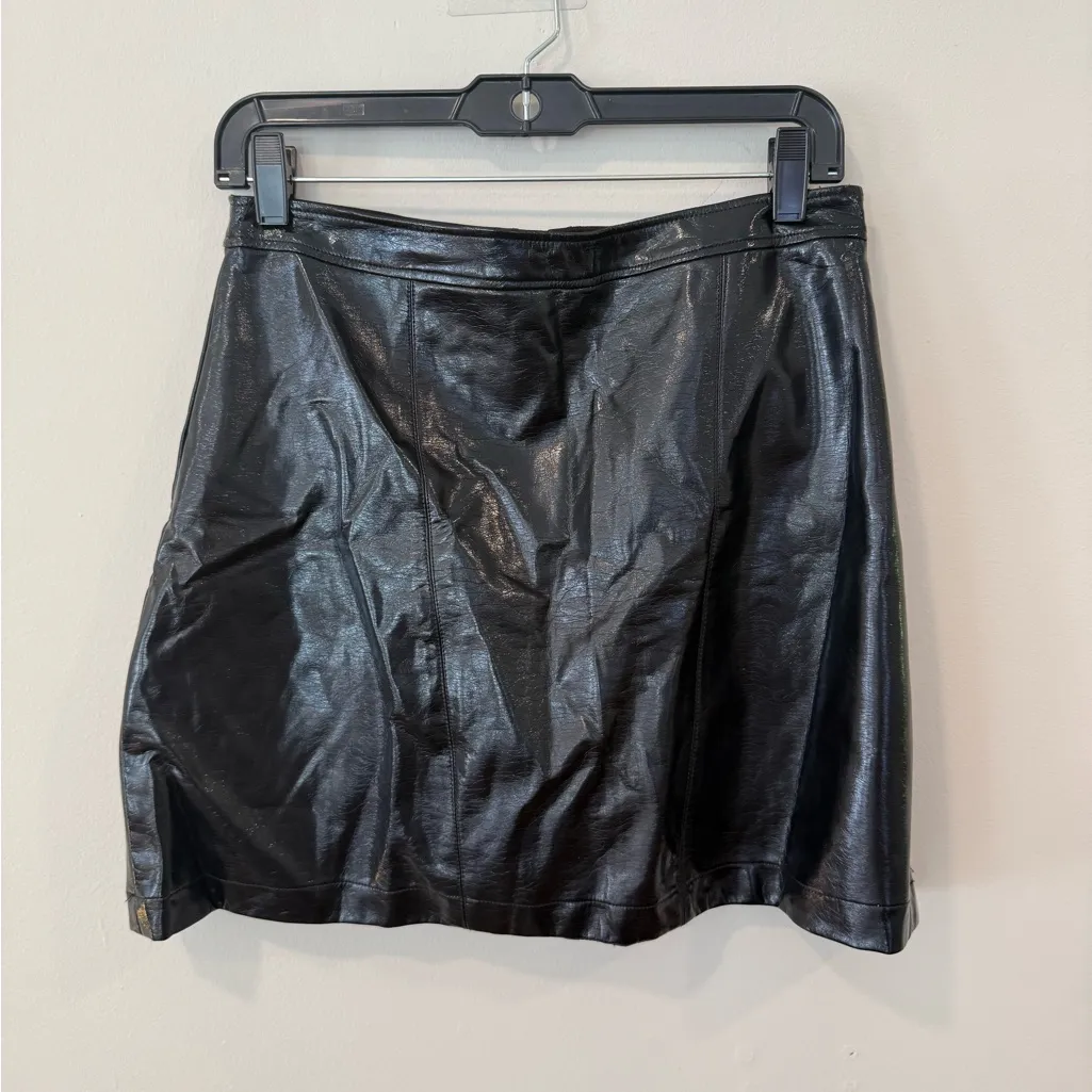 Abercrombie & Fitch faux leather Black skirt NWT Size Medium 2023 - Image 3